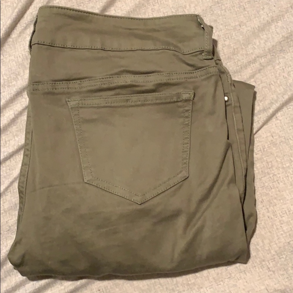 Olive green skinny jeggings